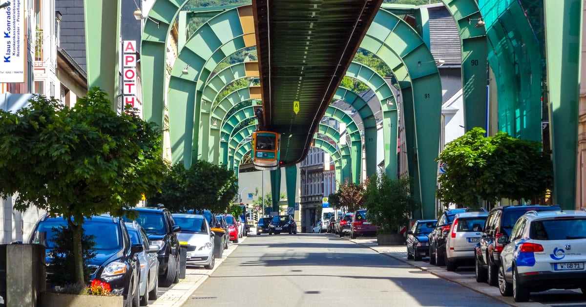 The 40-Minute Belt: Wuppertal, Krefeld, Solingen and Mönchengladbach | DüsseldorfRide