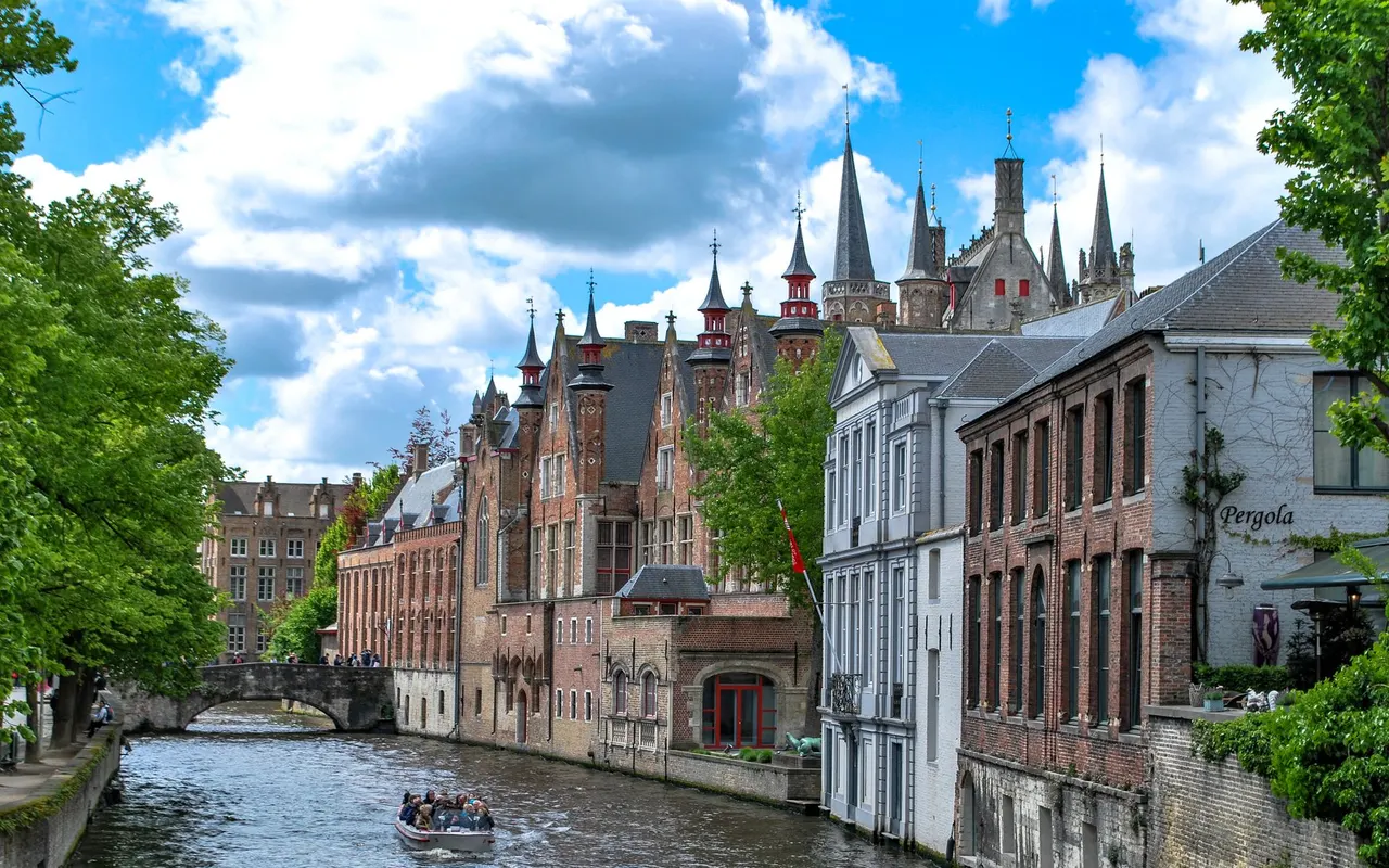 Bruges & Ghent